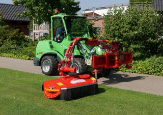 Echipamente de mentenanță pentru sezonul cald/vară Echipamente de cosit în pantă Dücker UNA 200 TMK 10
