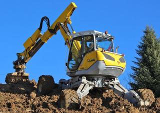 Excavatoare mobile Menzi M540