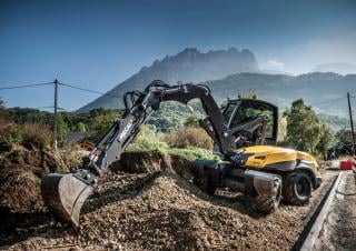 Excavatoare pe roți Mecalac 12 MTX