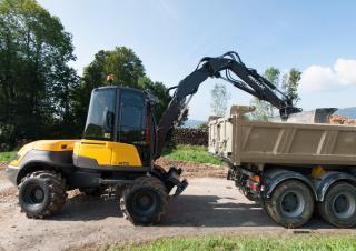 Excavatoare pe roți Mecalac 12MTX
