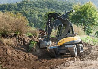 Excavatoare pe roți Mecalac 12MTX