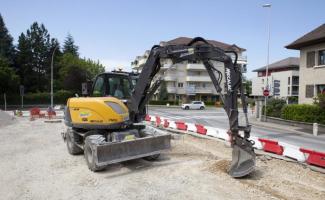 Excavatoare pe roți Mecalac 714 MW e