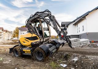 Excavatoare pe roți Mecalac 9MWR