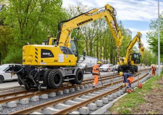 Excavatoare pe roți Liebherr A 922 Rail Litronic