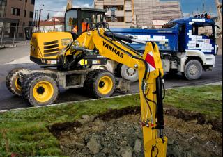 Excavatoare pe roți Yanmar B 75 Circular