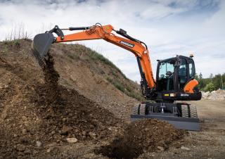 Excavatoare pe roți Doosan DX57W-7