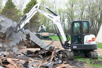 Mini excavatoare Bobcat E55