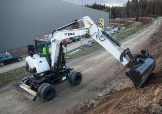 Excavatoare pe roți Bobcat E57W