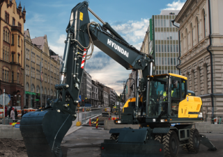 Excavatoare pe roți Hyundai HW210A