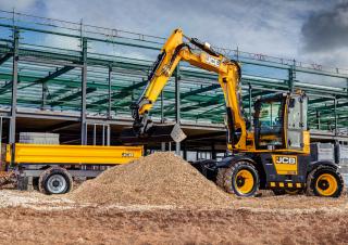 Excavatoare pe roți JCB Hydradig 110W