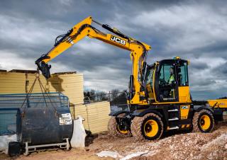 Excavatoare pe roți JCB Hydradig 110W