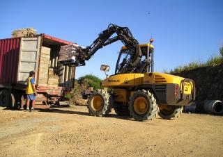 Excavatoare pe șenile Mecalac 10MCR