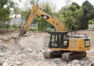Excavatoare pe șenile Caterpillar 323E L