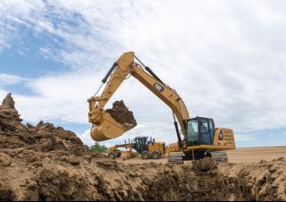 Excavatoare pe șenile Caterpillar 330