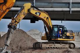Excavatoare pe șenile Caterpillar 330D LN