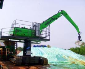 Excavatoare pe șenile Sennebogen 825 R
