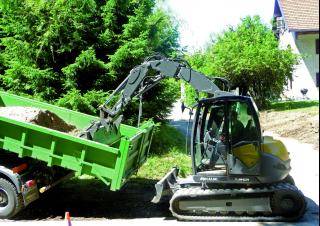 Excavatoare pe șenile Mecalac 8MCR