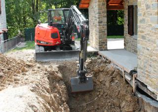 Excavatoare pe șenile Eurocomach 90 ZT