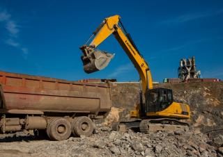 Excavatoare pe șenile Liugong 933E