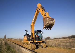 Excavatoare pe șenile Case CX160D