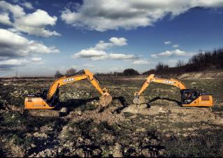 Excavatoare pe șenile Case CX160D