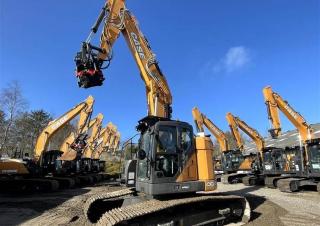 Excavatoare pe șenile Case CX245D SR