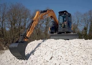 Excavatoare pe șenile Case CX85D SR