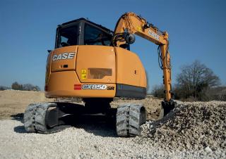 Excavatoare pe șenile Case CX85D SR