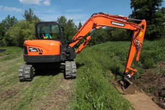 Excavatoare pe șenile Doosan DX 85 R 3