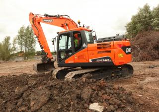 Excavatoare pe șenile Doosan DX140LC-5