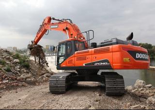 Excavatoare pe șenile Doosan DX340LC-5