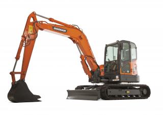 Excavatoare pe șenile Doosan DX85R-3