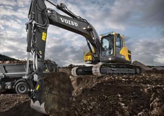 Excavatoare pe șenile Volvo EC220EL