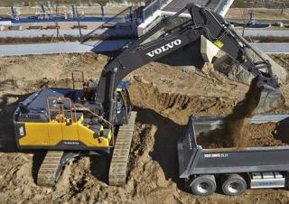 Excavatoare pe șenile Volvo EC300E HYBRID 