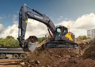 Excavatoare pe șenile Volvo EC300ERL