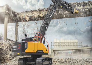 Excavatoare pe șenile Volvo EC380ENL Straight boom