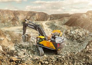 Excavatoare pe șenile Volvo EC750E