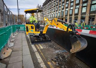 Excavatoare pe Șenile Electrice JCB 19C-IE