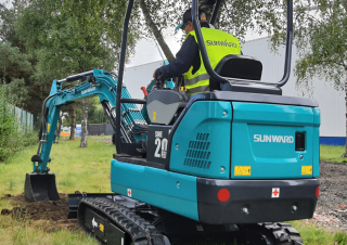 Excavatoare pe Șenile Electrice Sunward SWE20FED