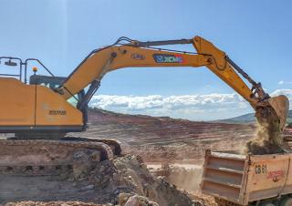 Excavatoare pe Șenile Electrice XCMG XE270E
