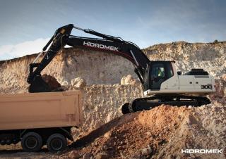 Excavatoare pe șenile Hidromek HMK 300 LC PLUS