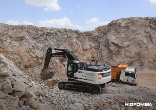 Excavatoare pe șenile Hidromek HMK 390 NLC