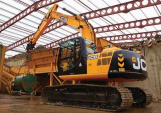 Excavatoare pe șenile JCB JS190LC