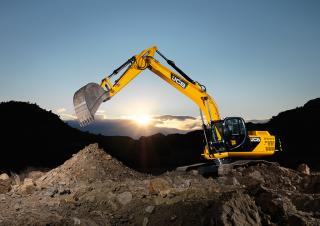 Excavatoare pe șenile JCB JS260NLC