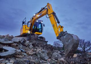 Excavatoare pe șenile JCB JZ 140 LC