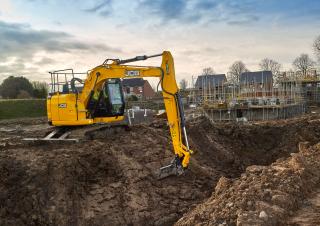 Excavatoare pe șenile JCB JZ 140 LC