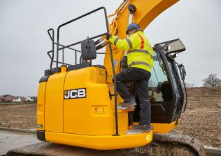 Excavatoare pe șenile JCB JZ 140 LC