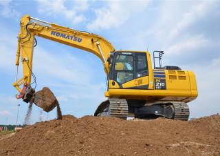 Excavatoare pe șenile Komatsu PC210LCi-10
