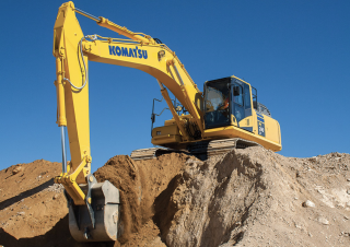Excavatoare pe șenile Komatsu PC390LC-11
