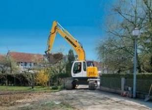 Excavatoare pe șenile Liebherr R 924 Compact